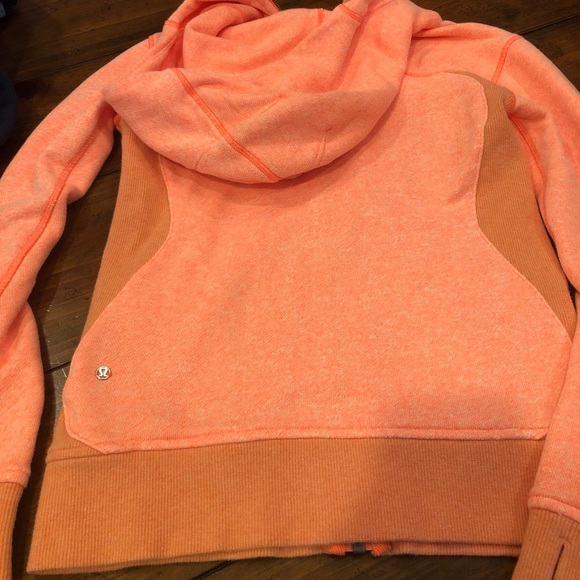 Lululemon Scuba hoodie - Picture 3 of 4